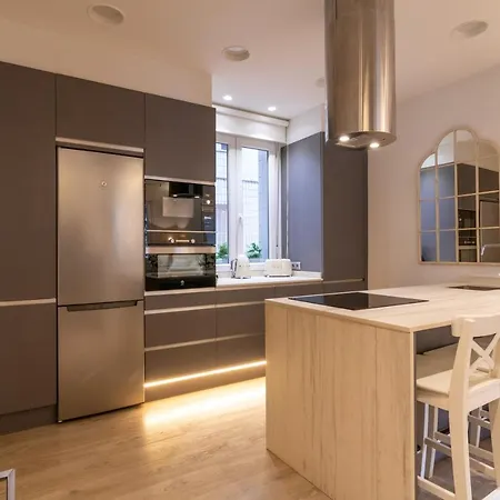 Apartamento Plaza Campuzano De Suites, Elegante Y Céntrico